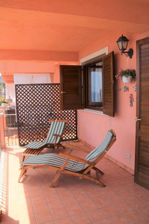 Poseidone Sea Apartment Taormina Mazzeo Luaran gambar