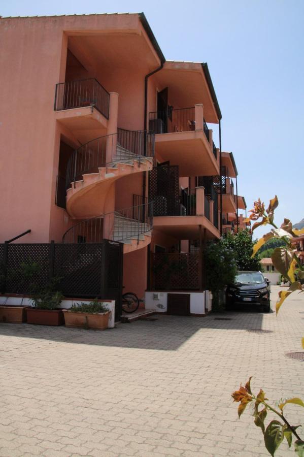 Poseidone Sea Apartment Taormina Mazzeo Luaran gambar
