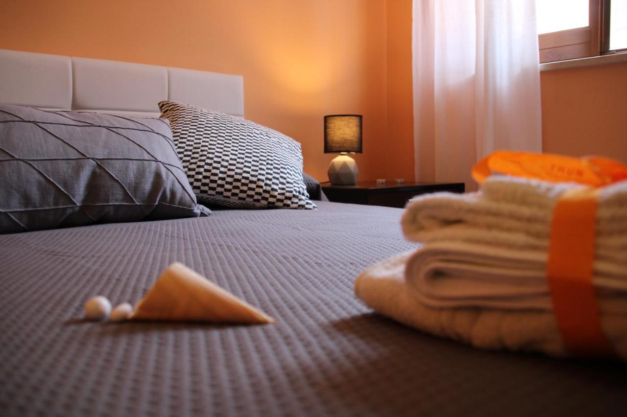 Poseidone Sea Apartment Taormina Mazzeo Luaran gambar