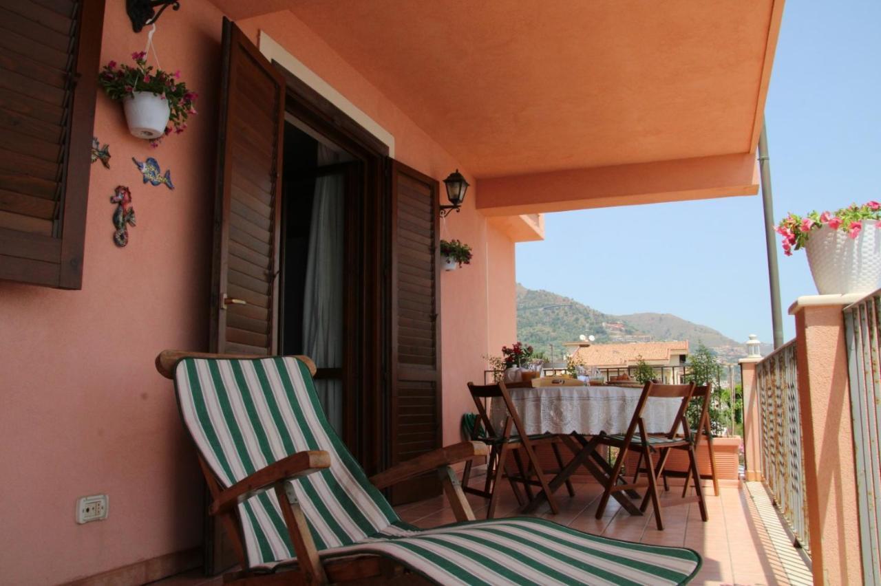 Poseidone Sea Apartment Taormina Mazzeo Luaran gambar