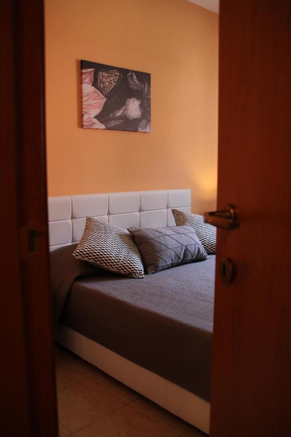 Poseidone Sea Apartment Taormina Mazzeo Luaran gambar