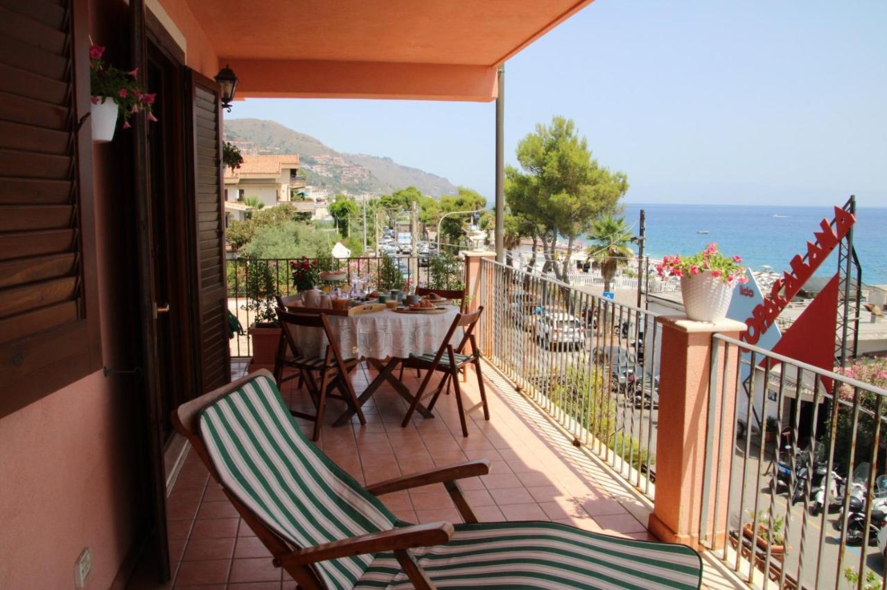 Poseidone Sea Apartment Taormina Mazzeo Luaran gambar