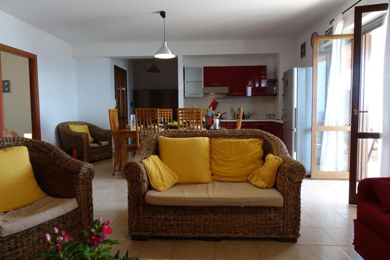 Poseidone Sea Apartment Taormina Mazzeo Luaran gambar